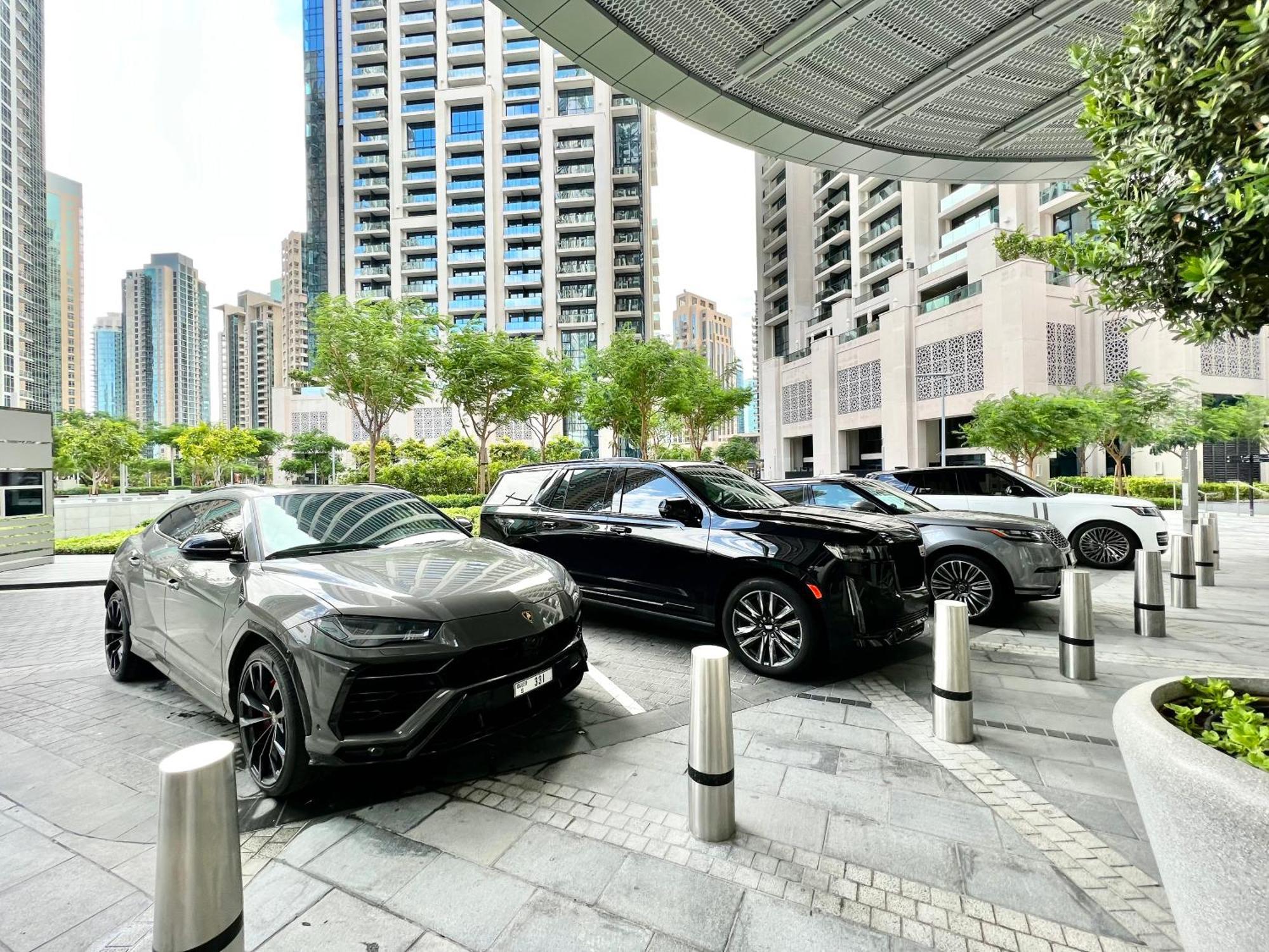 Downtown Luxury - Stunning Burj Khalifa & Sea View - 5 Minutes Walk To Dubai Mall Exterior photo