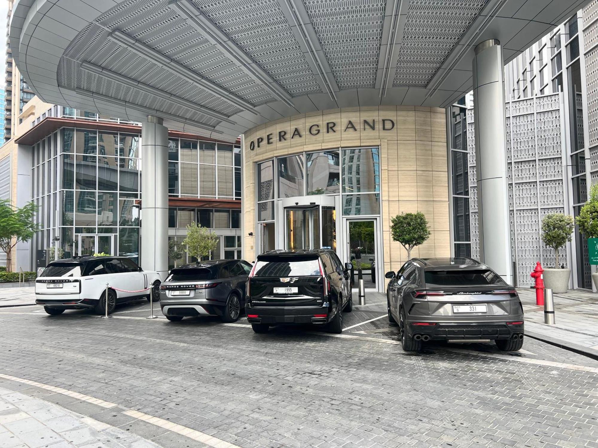 Downtown Luxury - Stunning Burj Khalifa & Sea View - 5 Minutes Walk To Dubai Mall Exterior photo