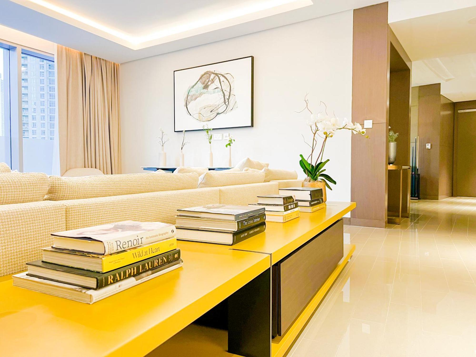 Downtown Luxury - Stunning Burj Khalifa & Sea View - 5 Minutes Walk To Dubai Mall Exterior photo