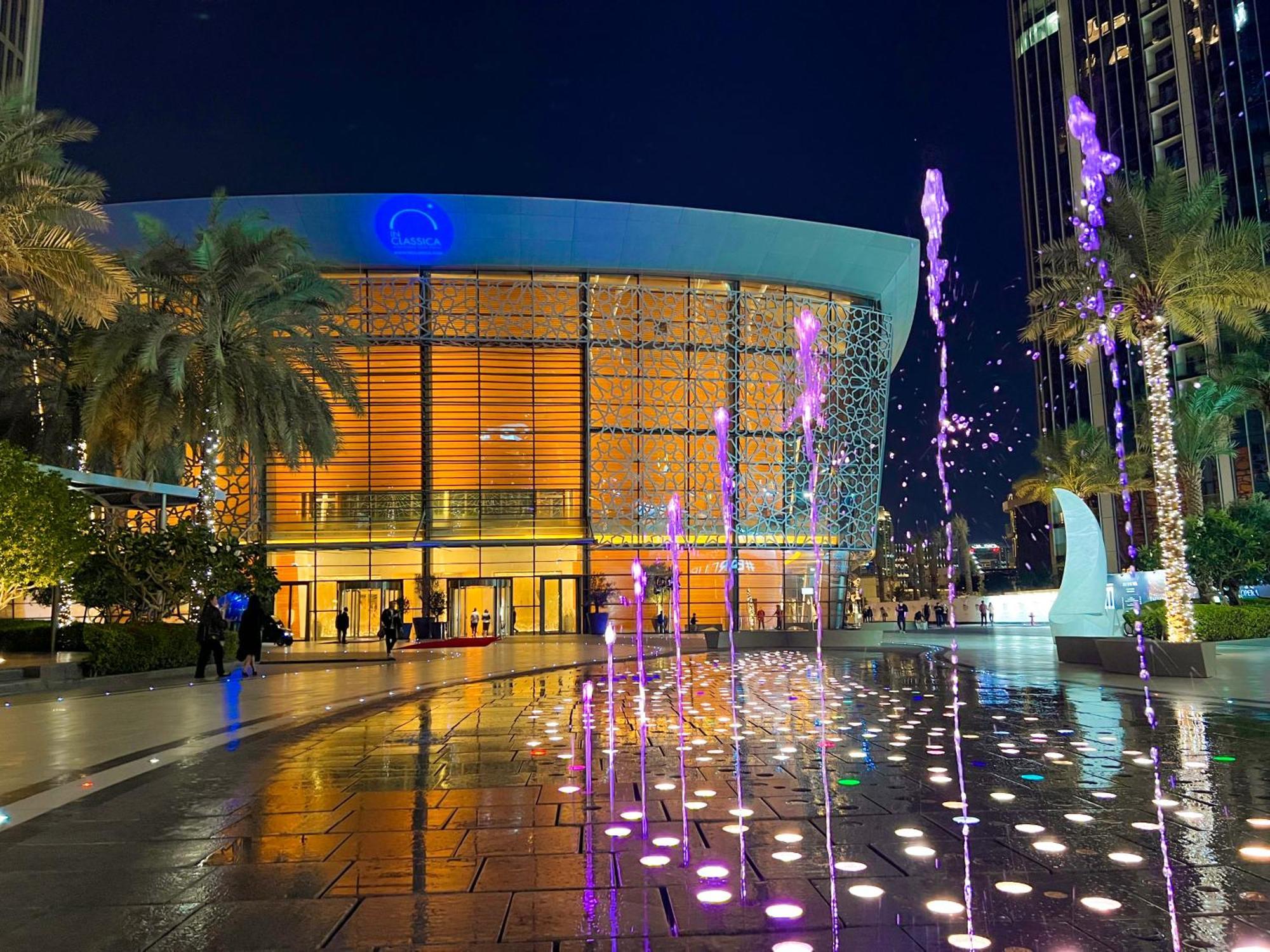 Downtown Luxury - Stunning Burj Khalifa & Sea View - 5 Minutes Walk To Dubai Mall Exterior photo